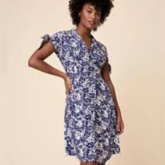 UNTUCKit for Her Camille Tie Sleeve Button Front Floral Print Dress Size 8 or M - Picture 3 of 10